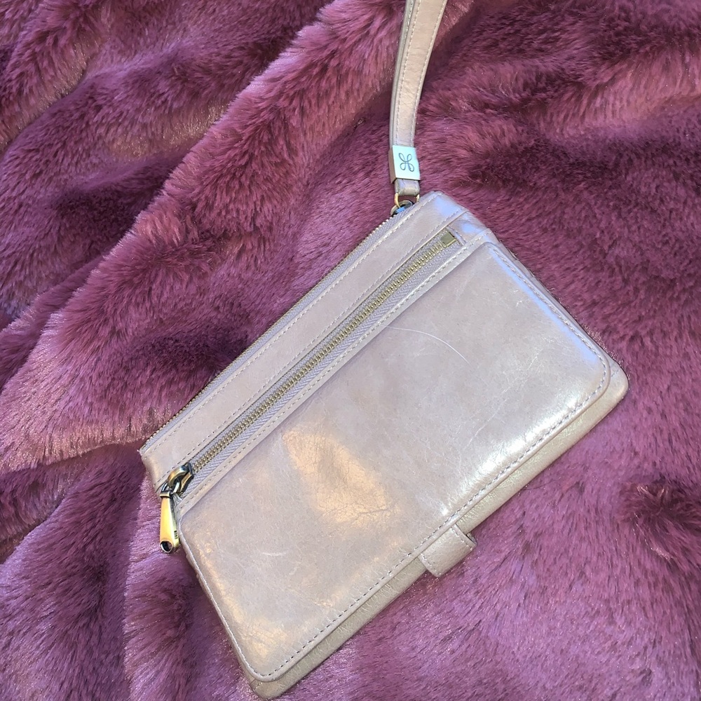 💯 Leather HOBO Wristlet